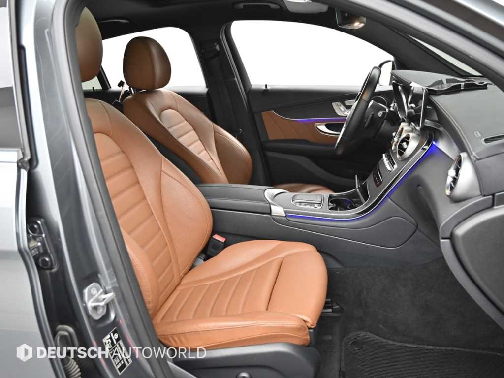 Mercedes-Benz GLC-Class — photo 10