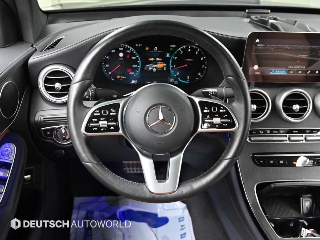 Mercedes-Benz GLC-Class — photo 13