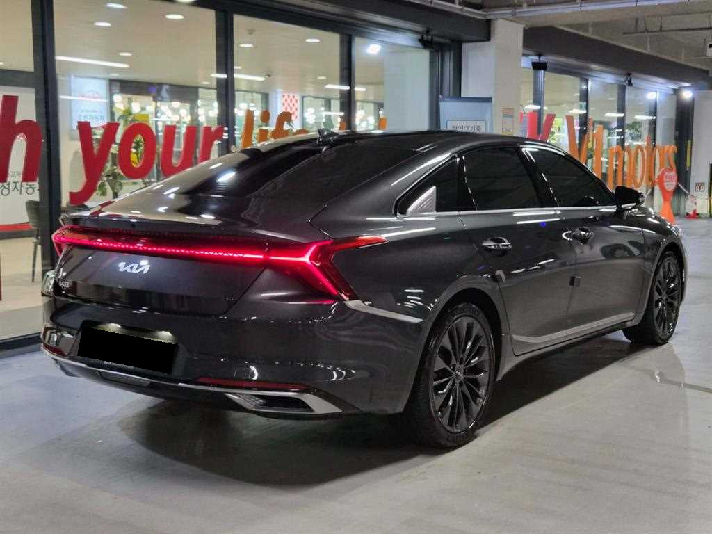 Kia K8 — photo 04