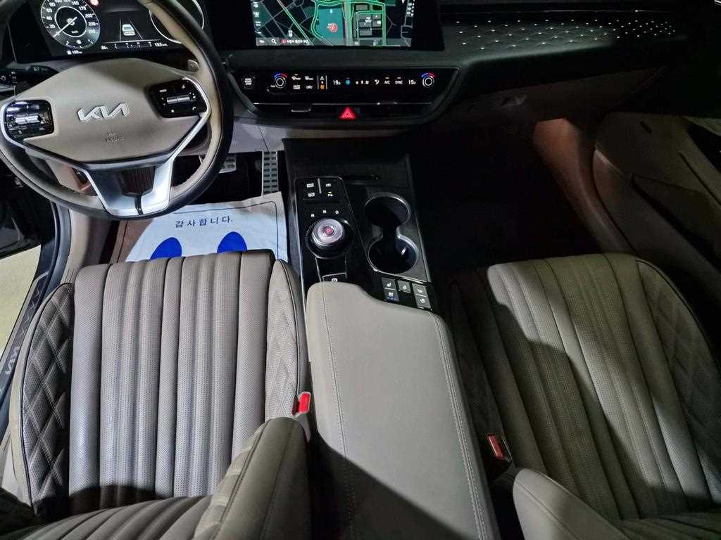 Kia K8 — photo 10