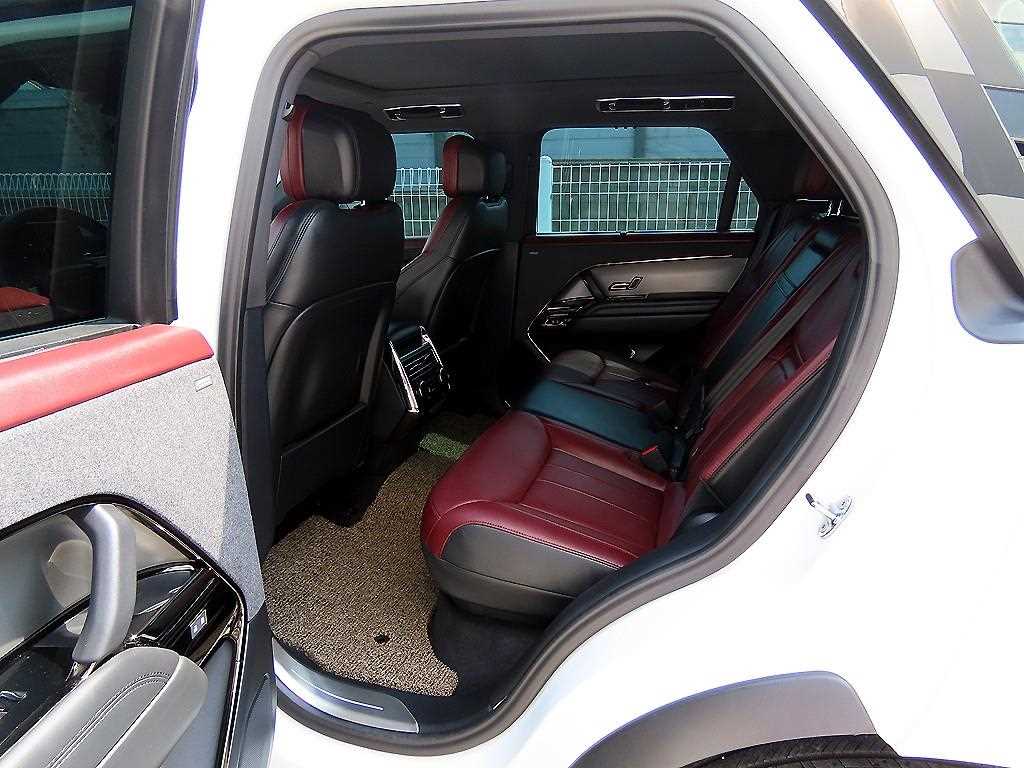 Land Rover Range Rover Sport — photo 06