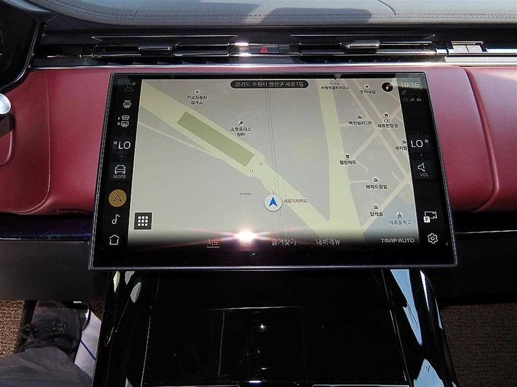 Land Rover Range Rover Sport — photo 13