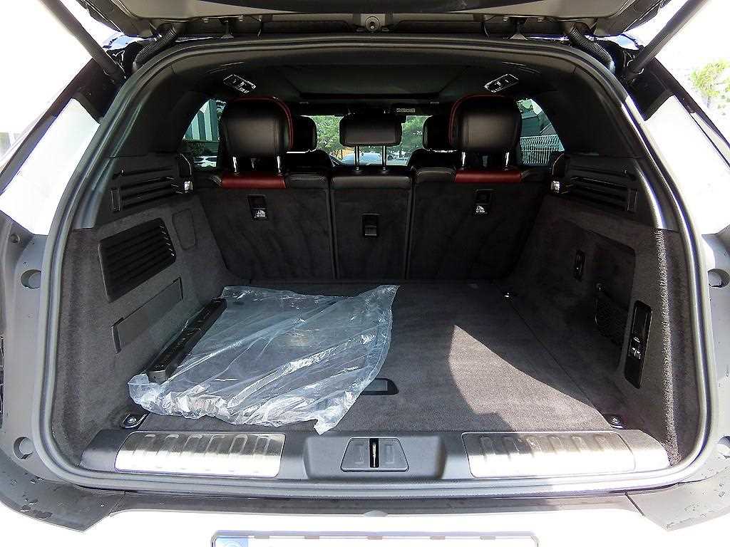 Land Rover Range Rover Sport — photo 17