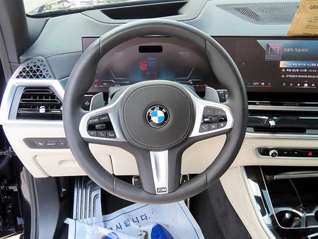 BMW X5 — photo 08