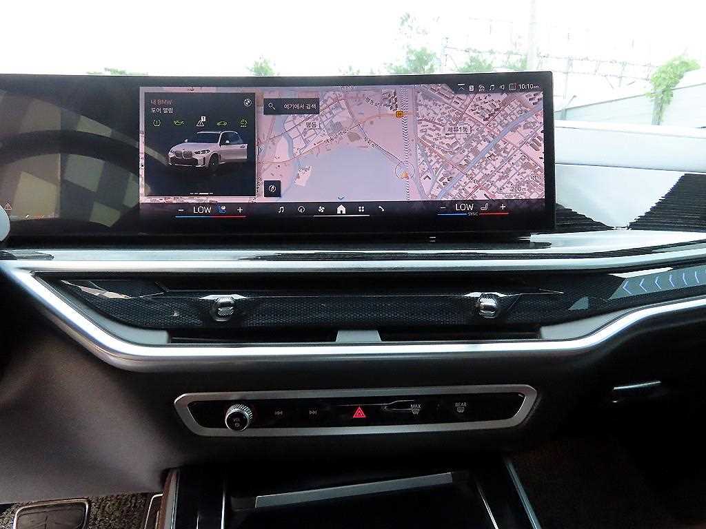 BMW X5 — photo 12