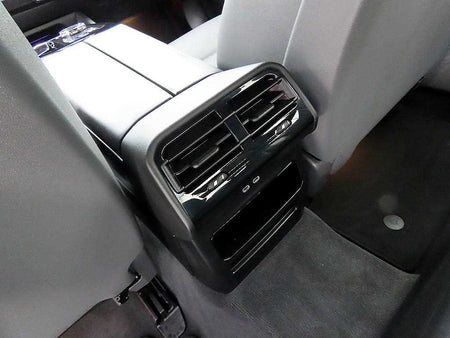 BMW 5-Series — photo 16