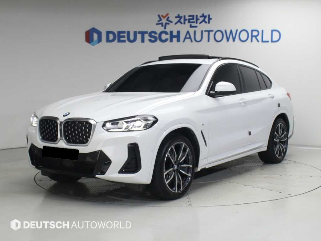 BMW X4 — photo 01