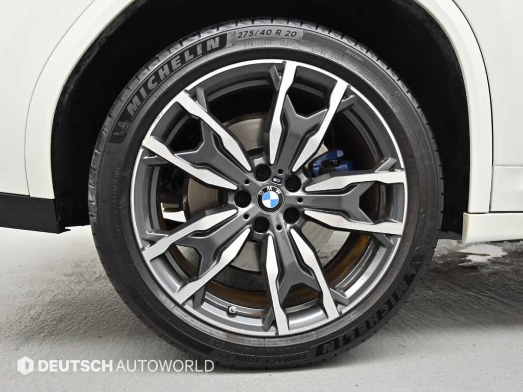 BMW X4 — photo 05
