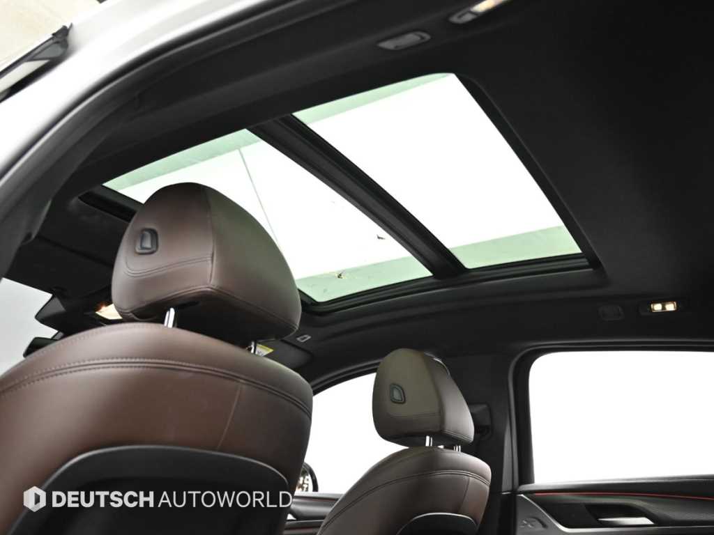 BMW X4 — photo 18
