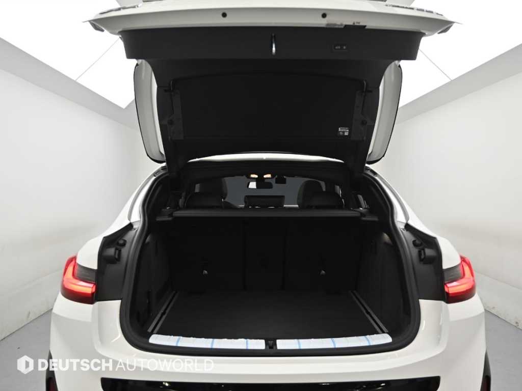 BMW X4 — photo 19