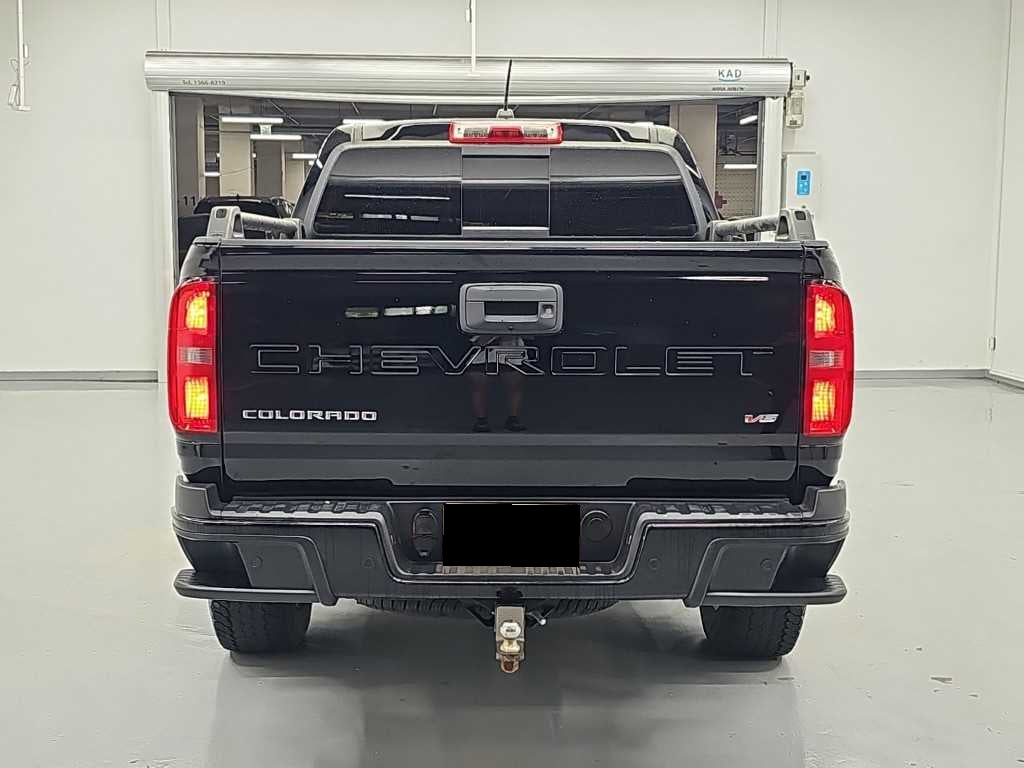 CHEVROLET Colorado — photo 03