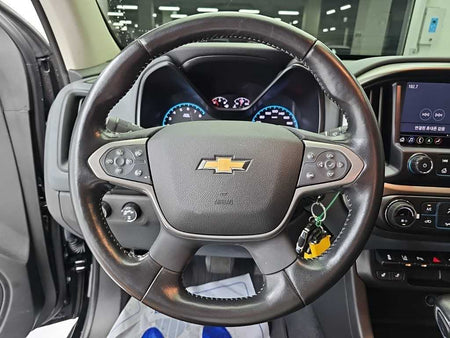 CHEVROLET Colorado — photo 09
