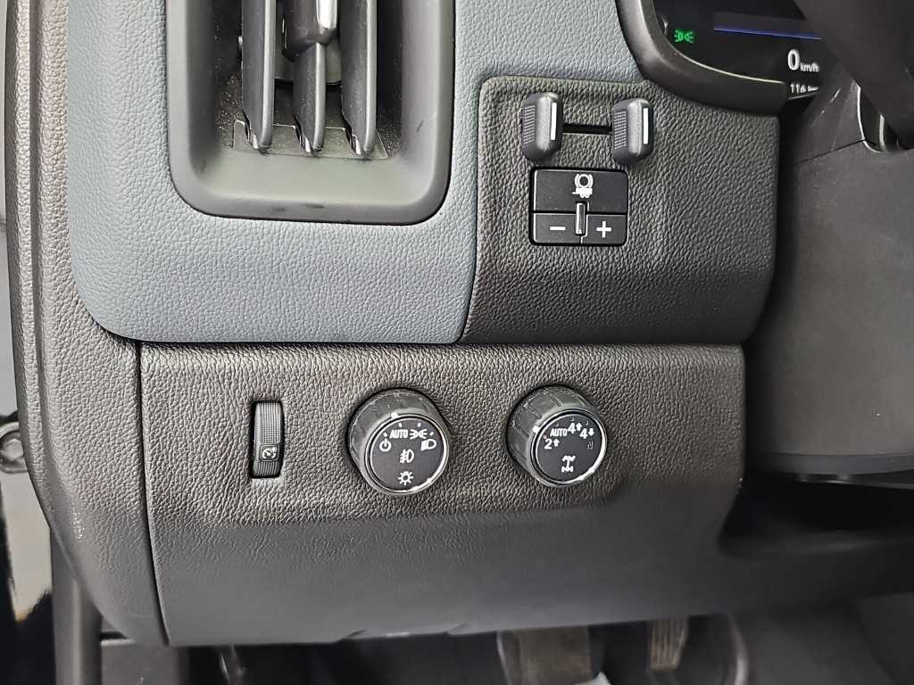 CHEVROLET Colorado — photo 18