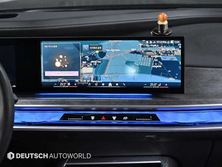 BMW 7-Series — photo 14