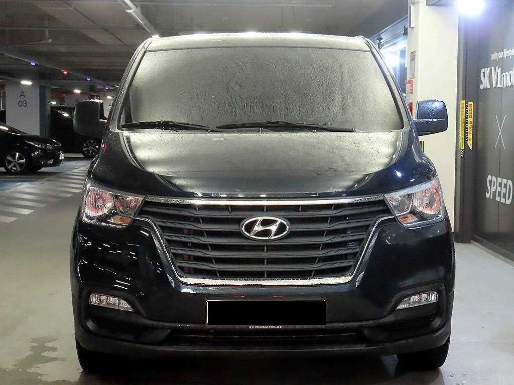 Hyundai Starex — photo 02