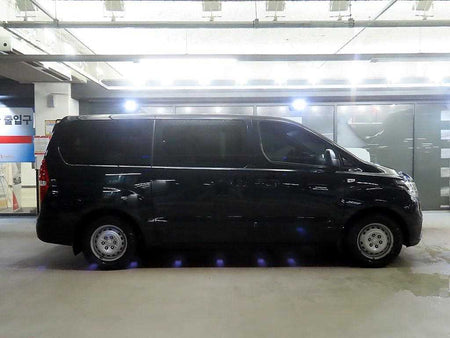 Hyundai Starex — photo 03