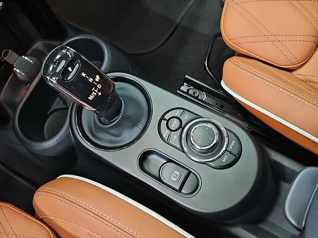 Mini Cooper — photo 08