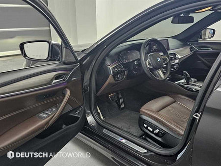 BMW 5-Series — photo 11