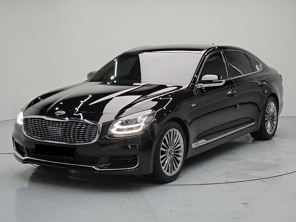 Kia K9 — photo 01