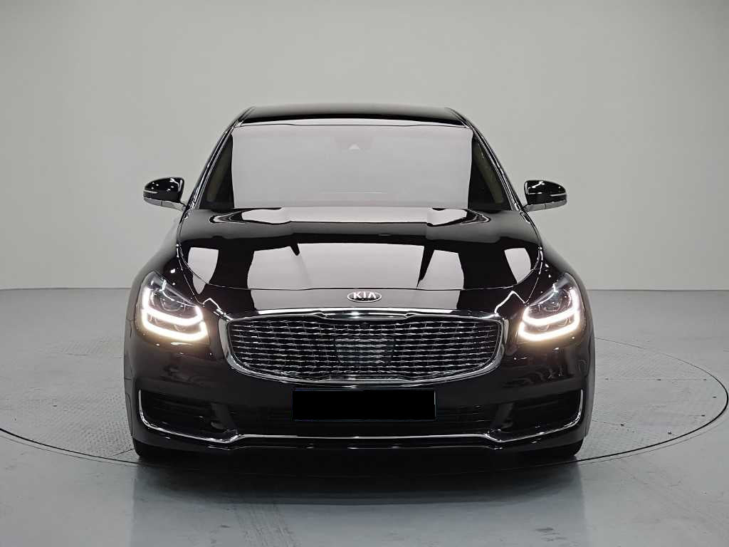 Kia K9 — photo 02