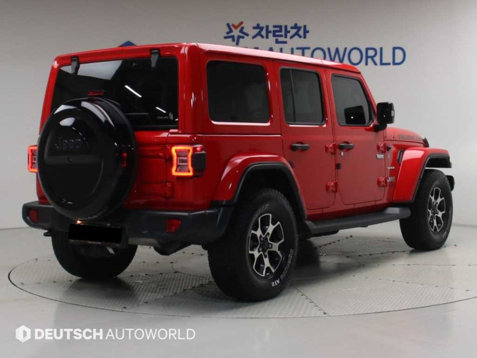 Jeep Wrangler — photo 02