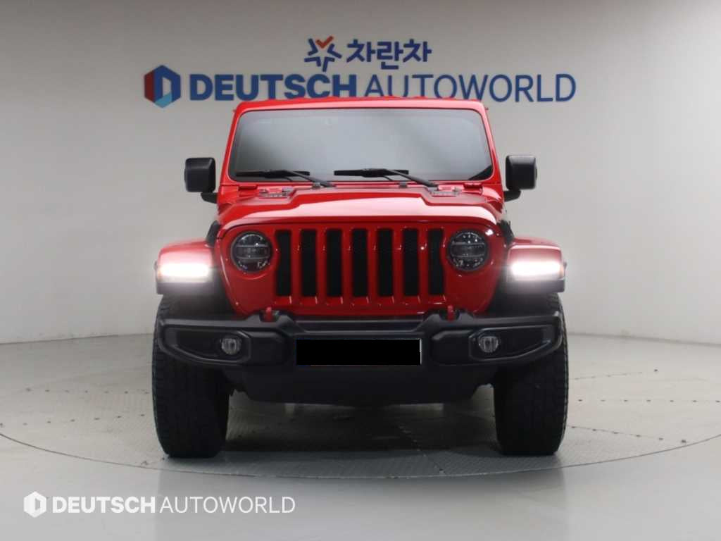 Jeep Wrangler — photo 03