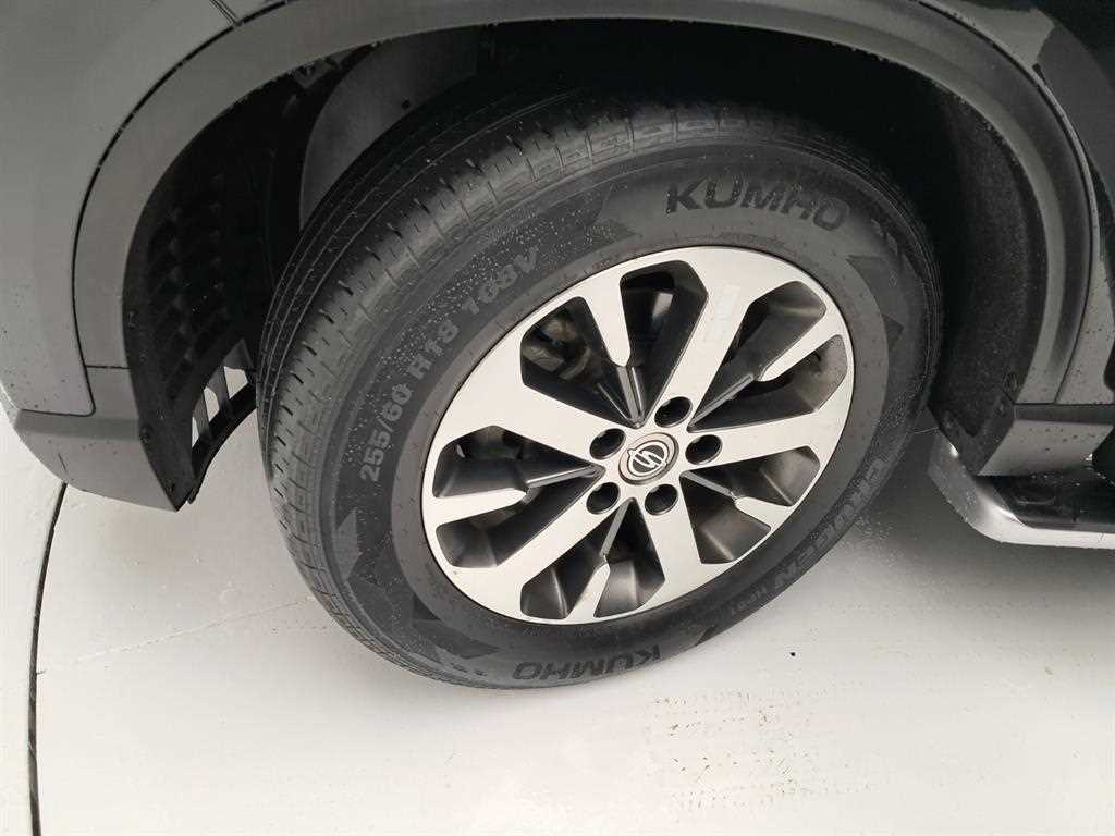 KGM Rexton — photo 19