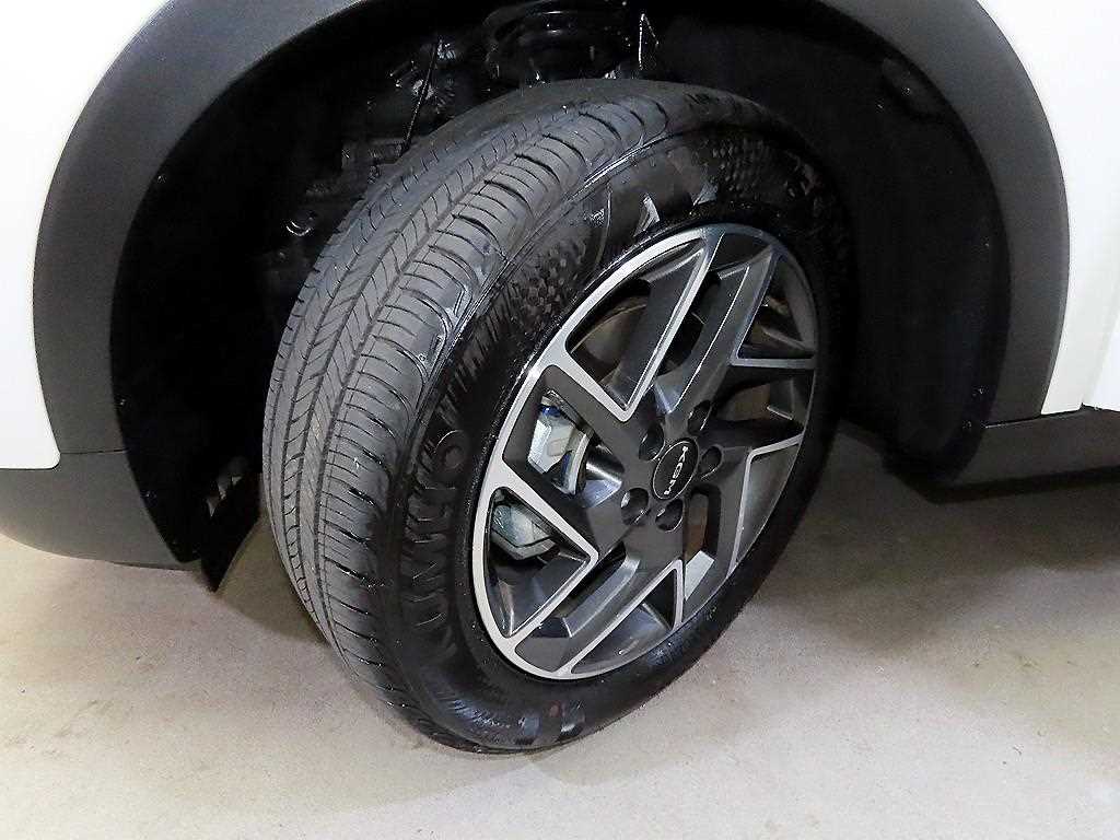 KGM TIBOLI — photo 20