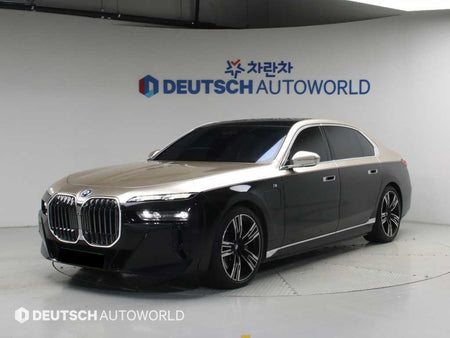 BMW 7-Series — photo 01
