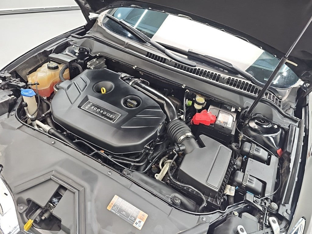 Lincoln MKZ — photo 05