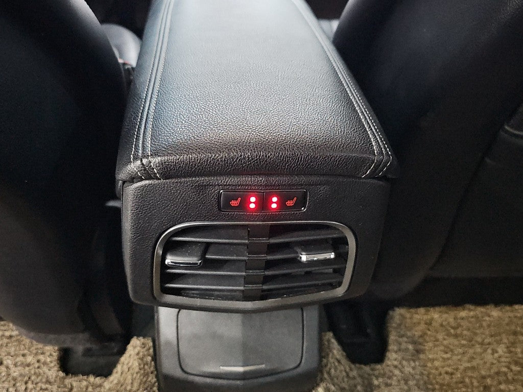 Lincoln MKZ — photo 13