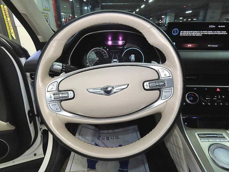 Genesis GV80 — photo 08