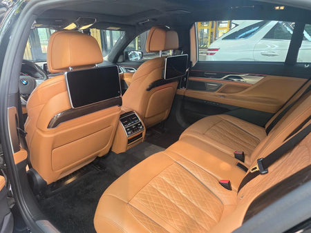 BMW 7-Series — photo 06