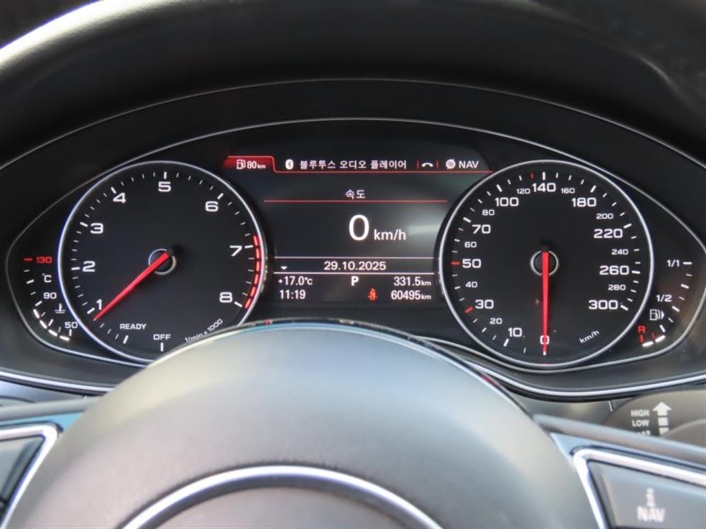 Audi A6 — photo 05