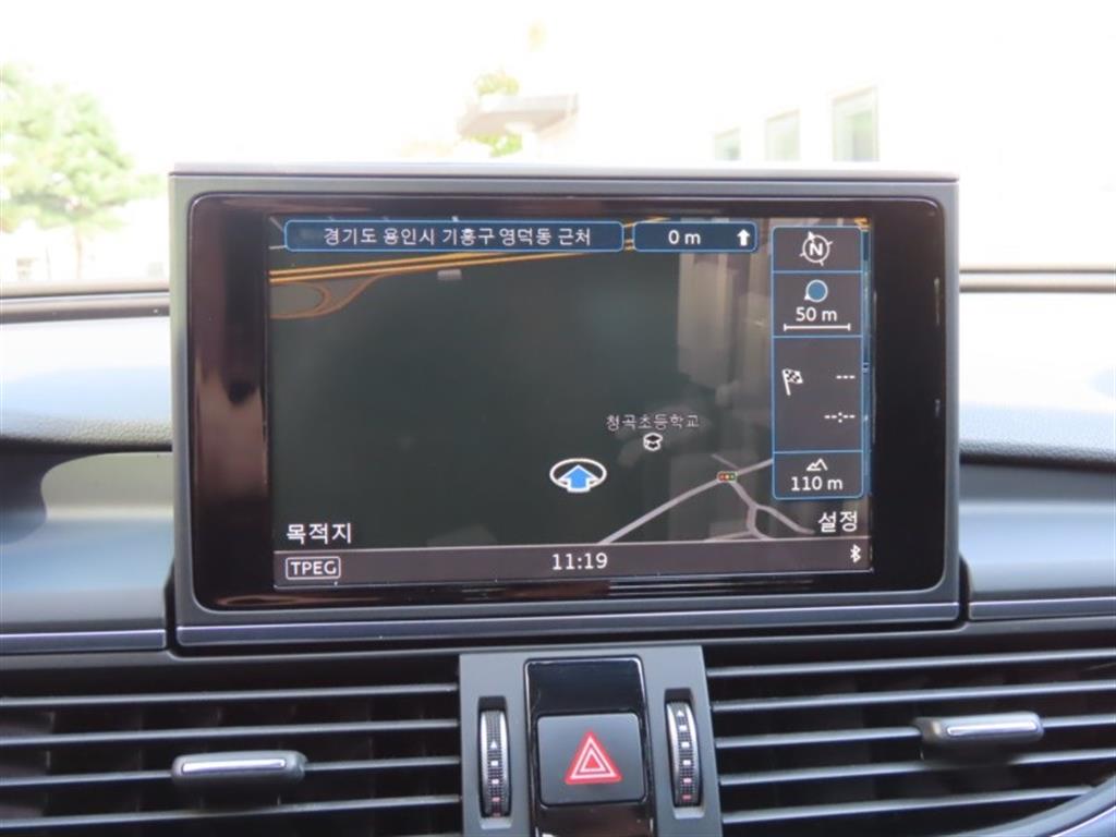 Audi A6 — photo 08