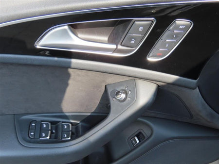 Audi A6 — photo 12