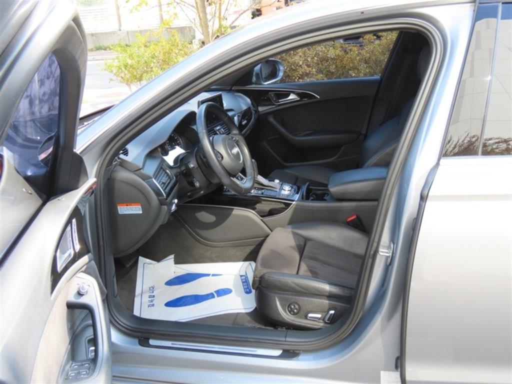 Audi A6 — photo 13