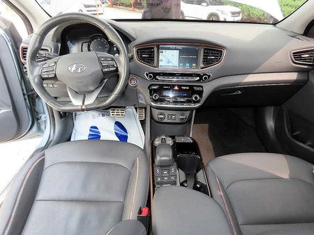 Hyundai Ioniq — photo 07