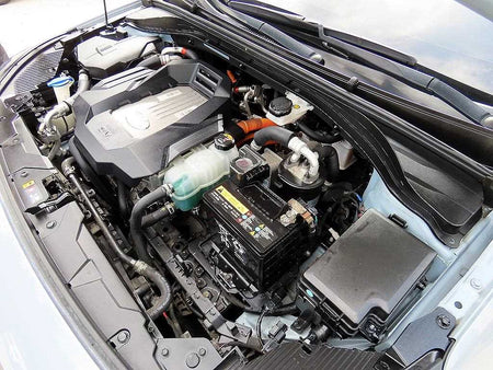 Hyundai Ioniq — photo 19