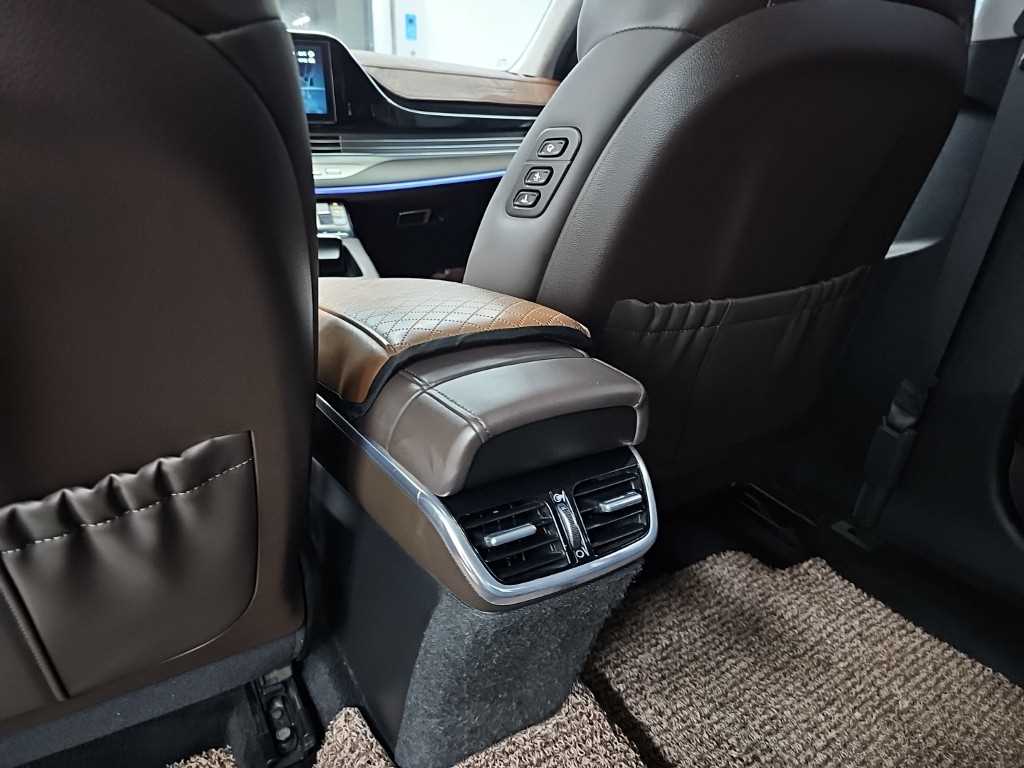 Hyundai Grandeur — photo 14