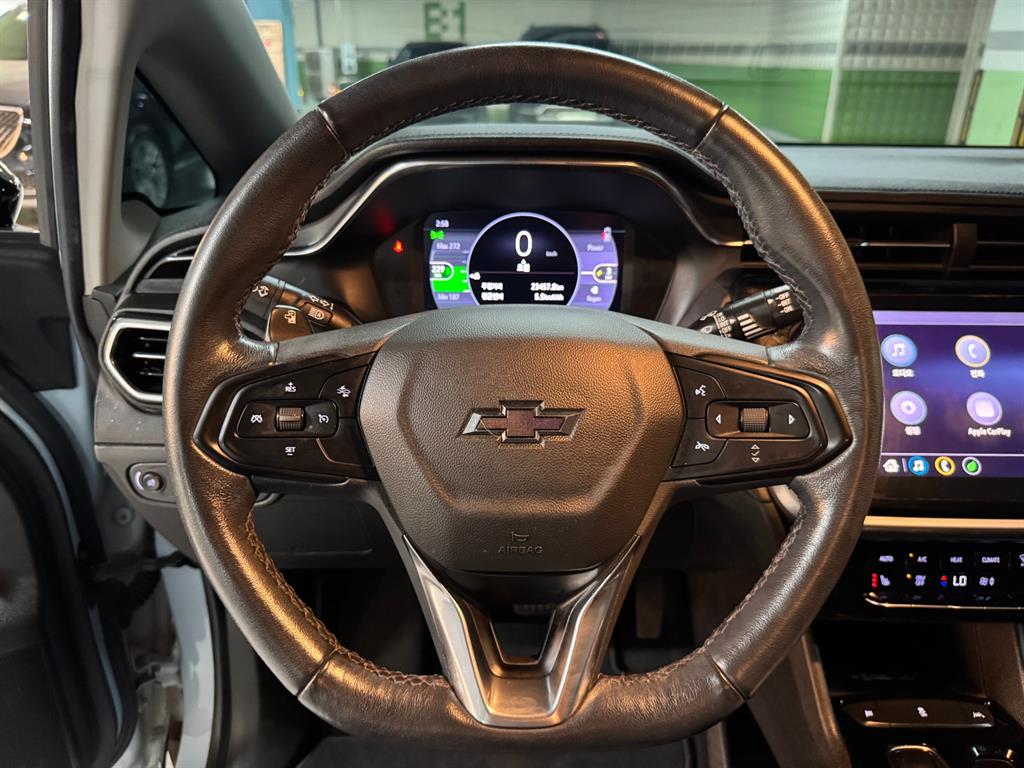 CHEVROLET Bolt EV — photo 10