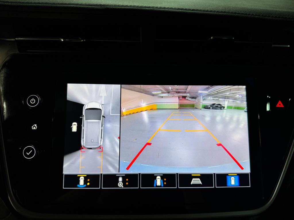 CHEVROLET Bolt EV — photo 12
