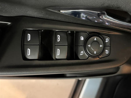 CHEVROLET Bolt EV — photo 15