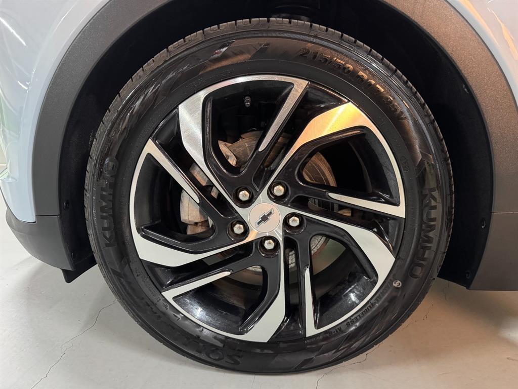 CHEVROLET Bolt EV — photo 17