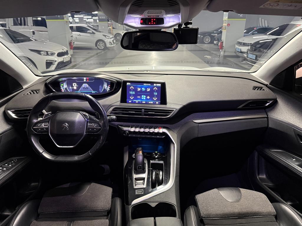 Peugeot 5008 — photo 15