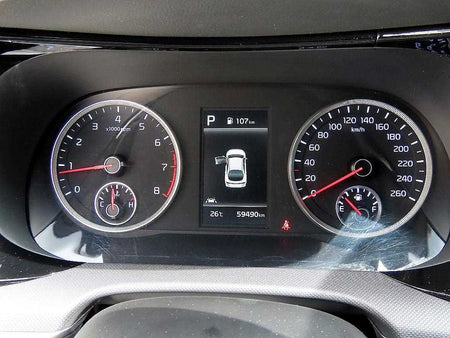 Kia K5 — photo 09