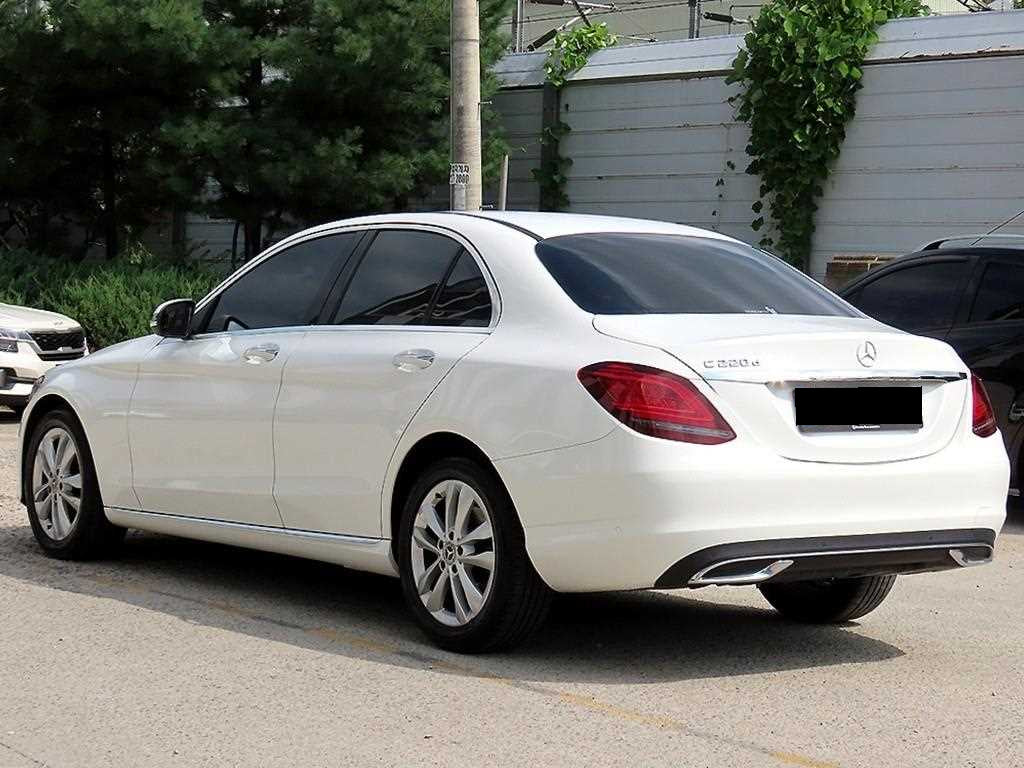 Mercedes-Benz C-Class — photo 03