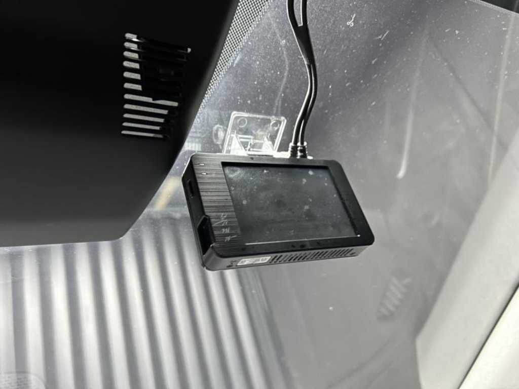 Hyundai Sonata — photo 11