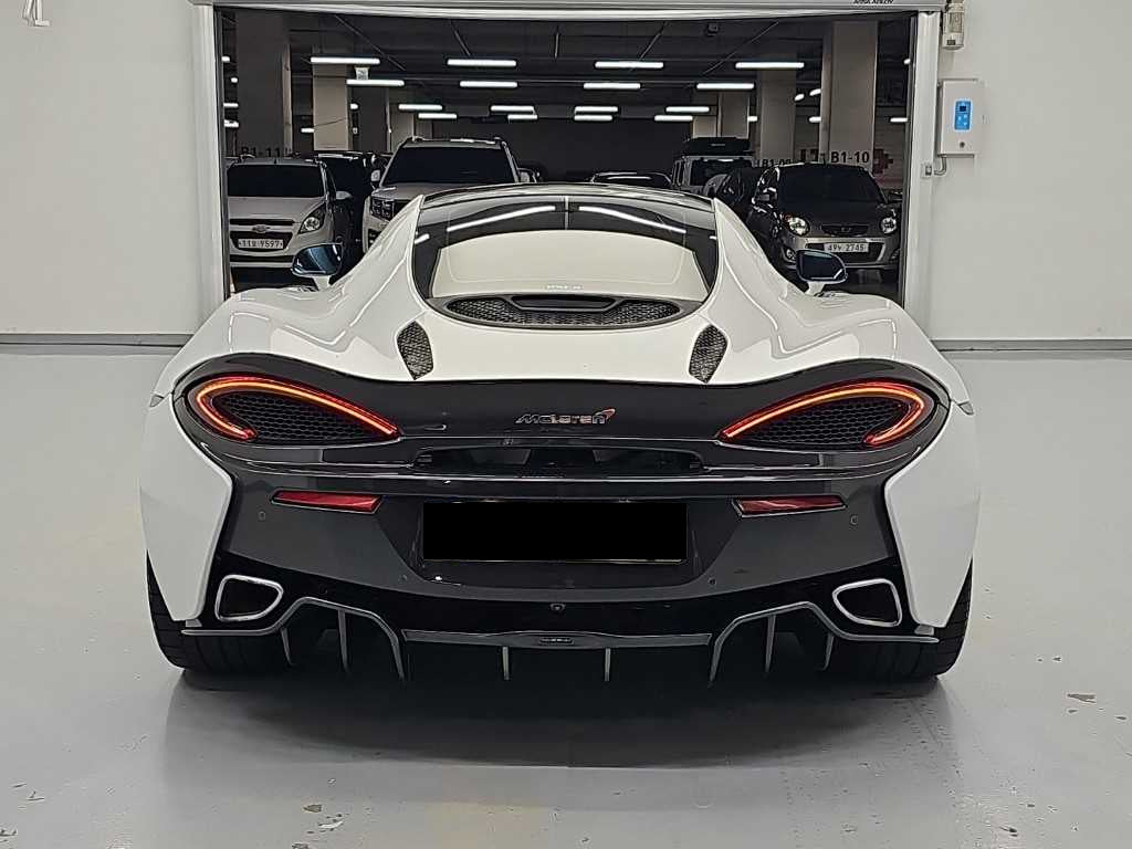 Mclaren 570GT — photo 02