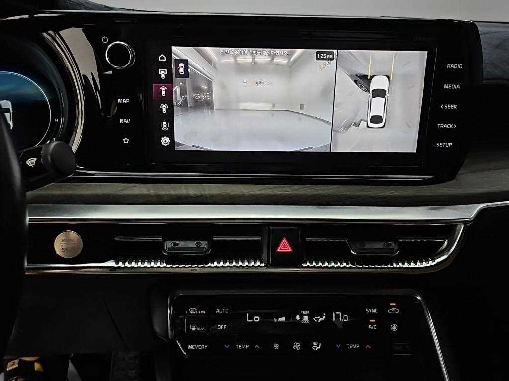 Kia K5 — photo 10
